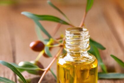 How to Use Castor Oil in Your Belly Button for Health Benefits